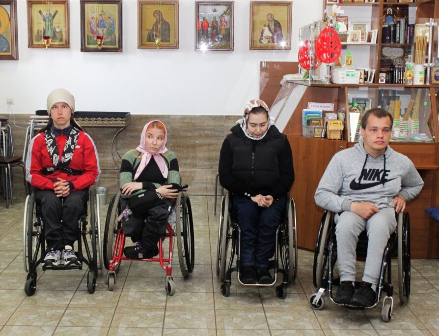 Состоялась встреча с инвалидами-колясочниками