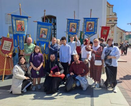 Крестный ход, приуроченный ко Дню семьи, состоялся