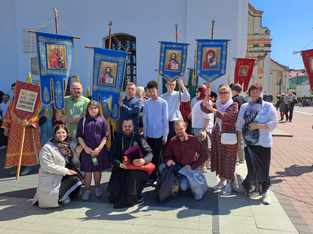 Крестный ход, приуроченный ко Дню семьи, состоялся
